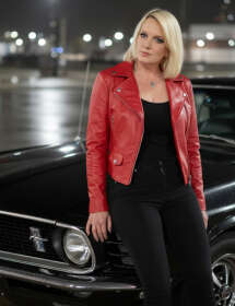 Heather Hill Cedar Rapids 16 Independent VIP Escort accepts RS2K verification service members.