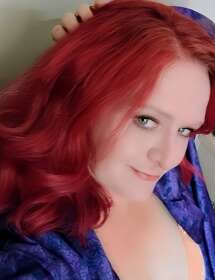 Scarlett Redd  Louisville 18 Independent VIP Escort accepts RS2K verification service members.