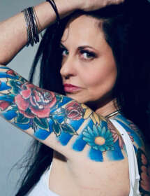 Molly Minneapolis  24 Independent VIP Escort accepts RS2K verification service members.