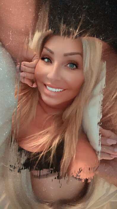 Kasey Storm -  VIP Escort from Chicago  - accepts RS2K verification service members.